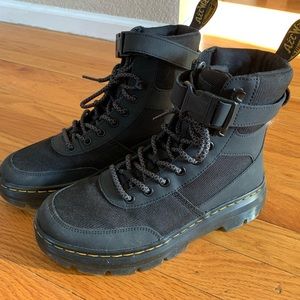 DOC MARTEN Combat Boot.